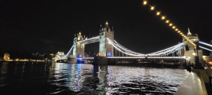 Interesting Facts and Accidents About Tower Bridge