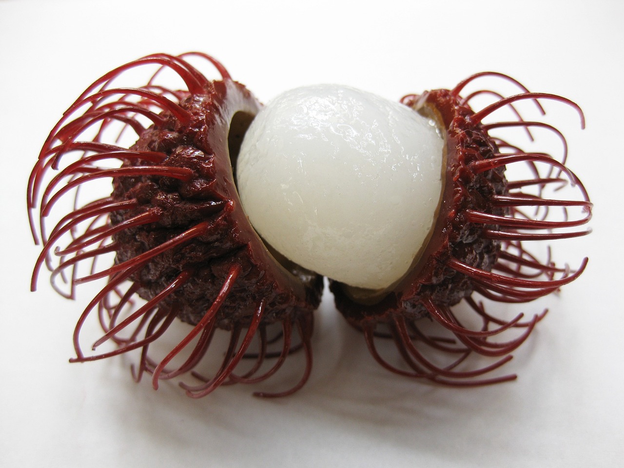 How to Eat Rambutan