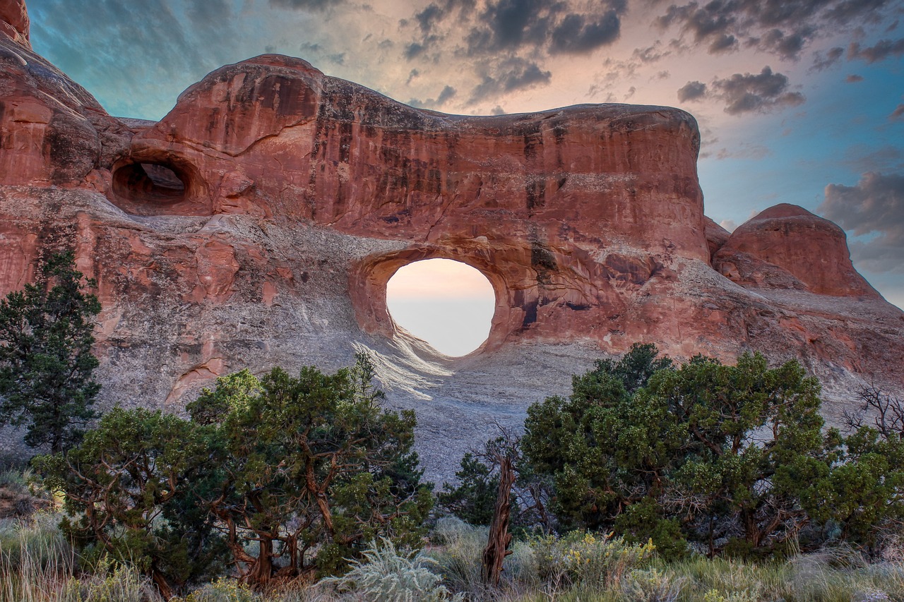 Red Canyon tunnel