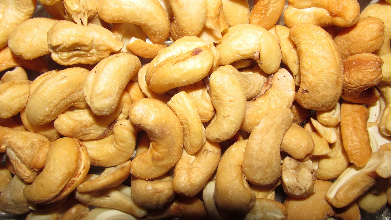 Cashews nuts