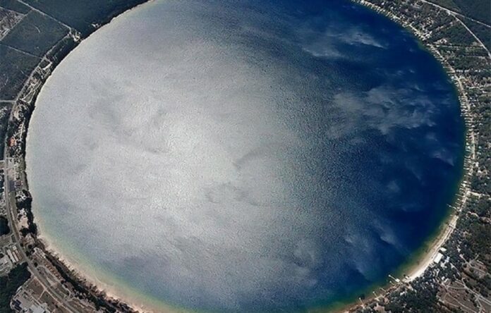 The Roundest Lake in the World - Kingsley lake