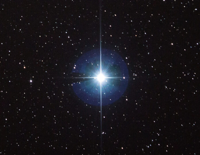 Star Vega: characteristics, luminosity, interesting facts