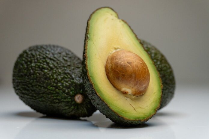 Avocado: Benefits, Where Is Growing, Interesting Facts